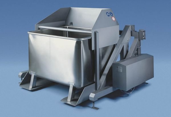 Swing Loader für Pökelbehälter
über Längsseite